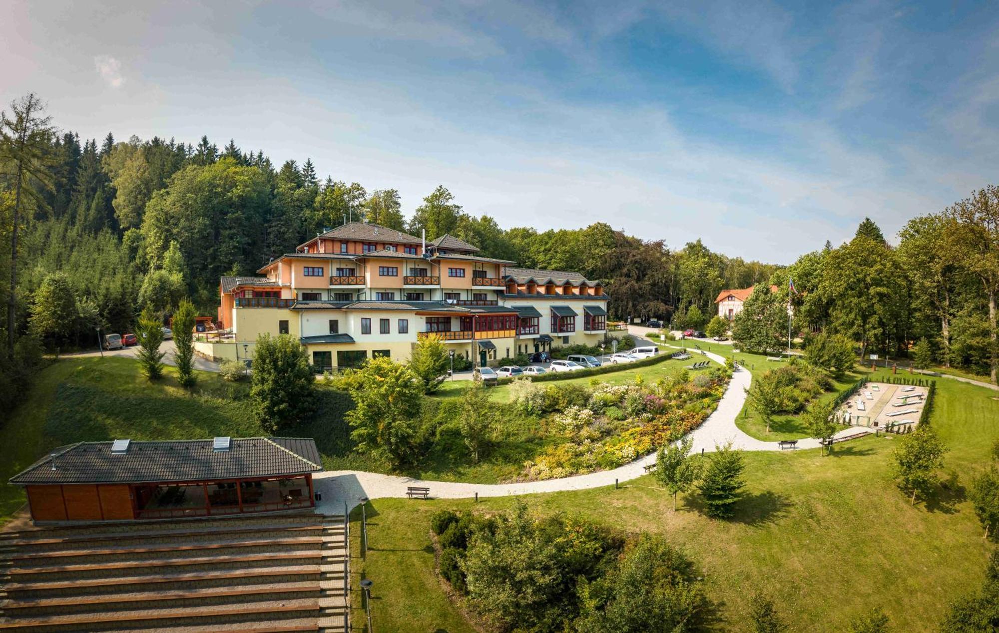 Hotel Studanka Rychnov nad Kneznou Exterior photo